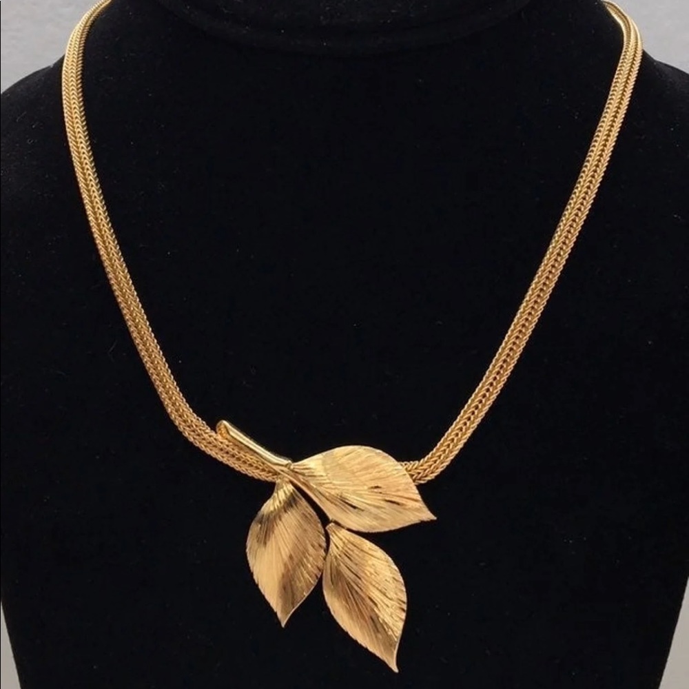 Vintage Grosse Gold tone necklace